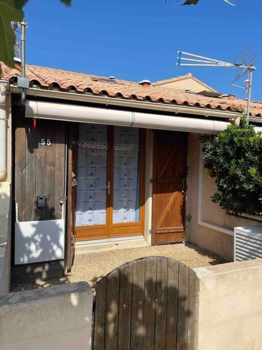 Maisonnette Rdc + Mezzanine Au Bord De L'Etang Leucate Exterior foto